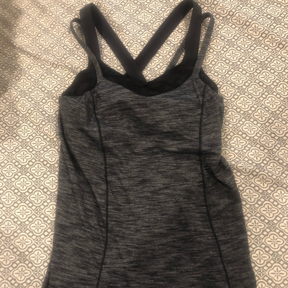 Lululemon tank